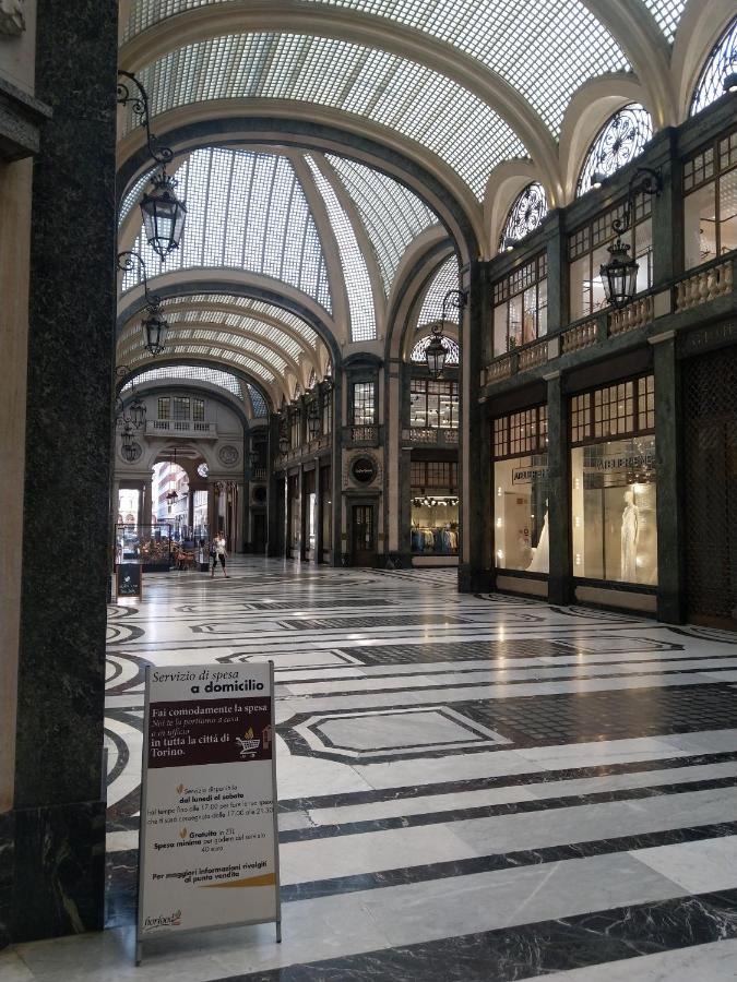 Domus Nova - Una Finestra Sui Tetti Torino Exterior foto