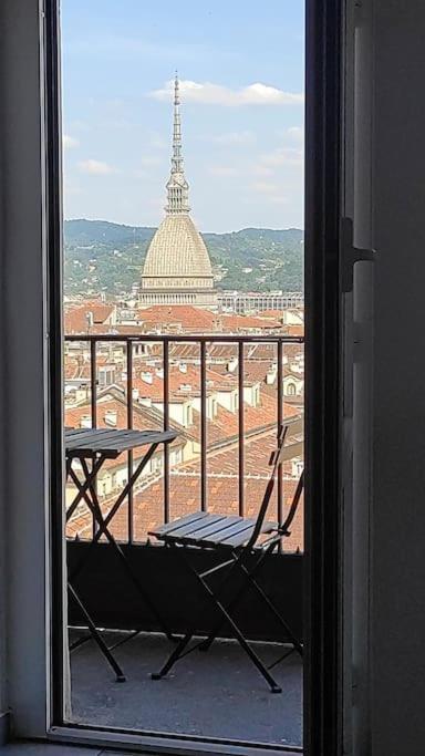 Domus Nova - Una Finestra Sui Tetti Torino Exterior foto
