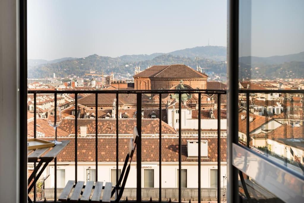 Domus Nova - Una Finestra Sui Tetti Torino Exterior foto